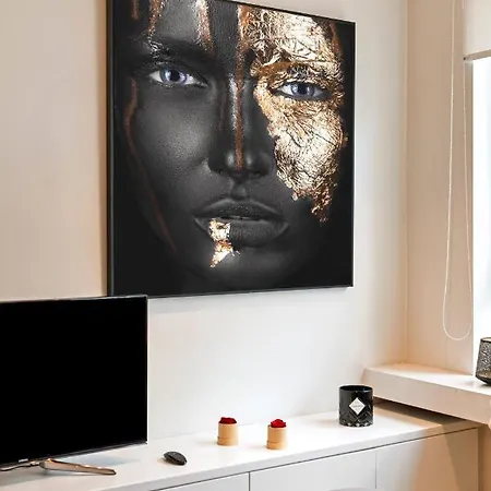 Located Cozy Next To Kmska * Anvers